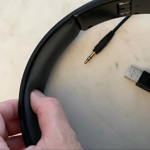 FLIPS headphones 🎧 - Picture 9 of 9